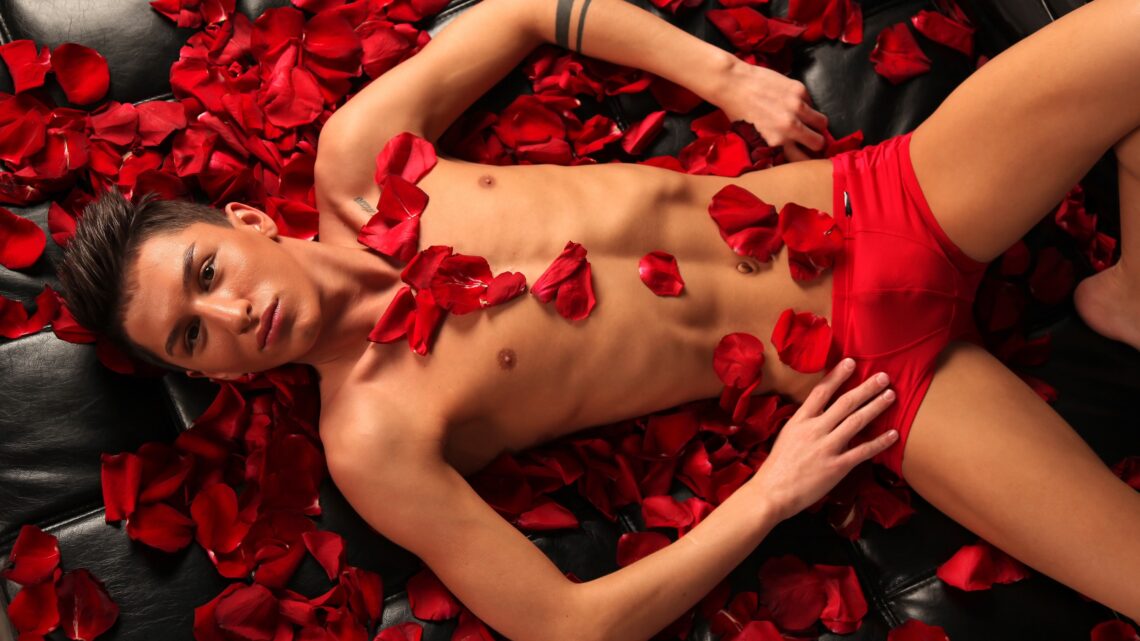 Amico Flowers